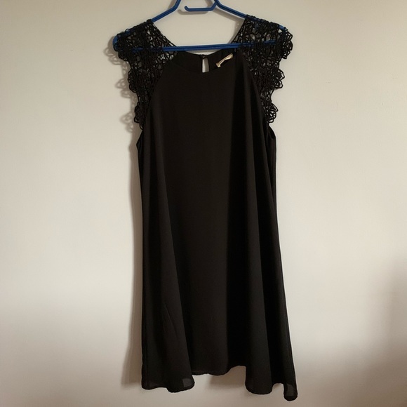 Honey Black Shift Dress - Picture 1 of 4